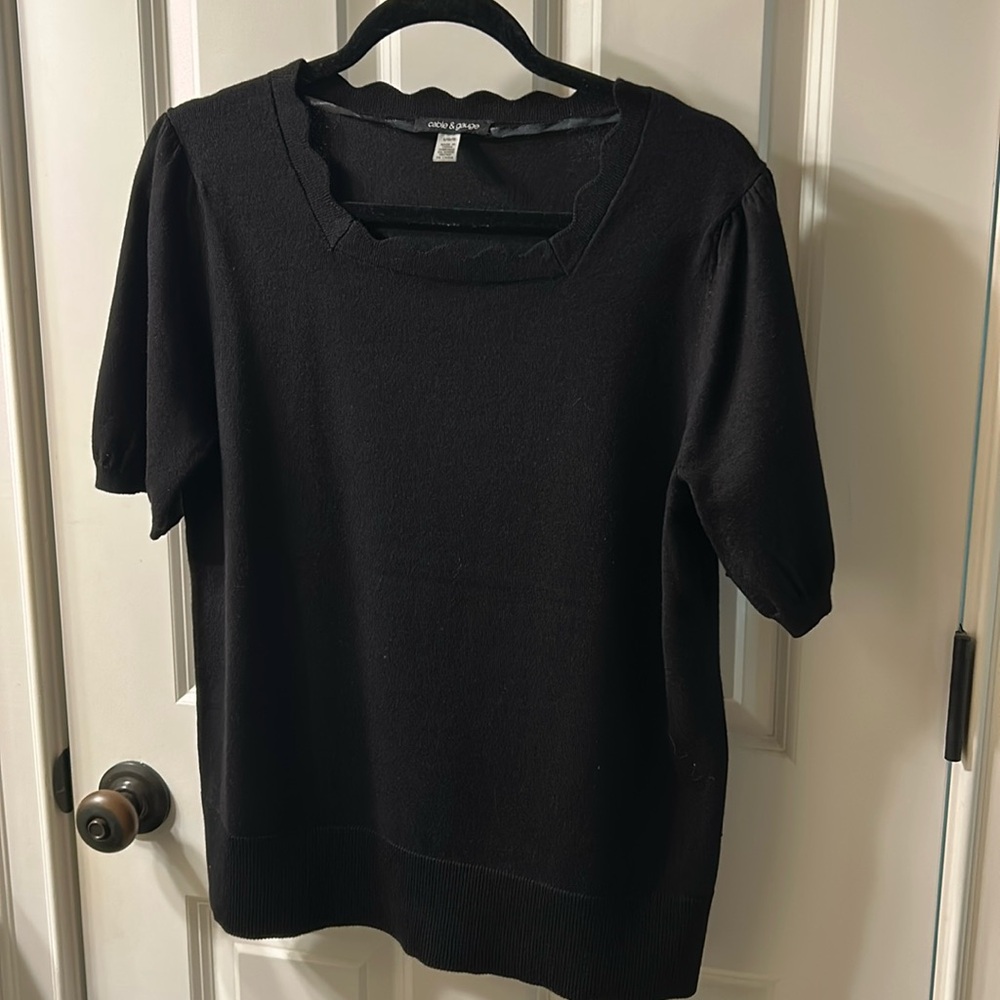 Cable&Gauge short sleeve black knit top, square scalloped neckline. Size L